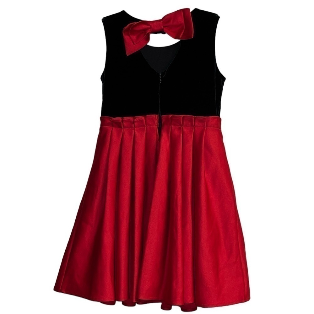 Zunie Valentines dress.